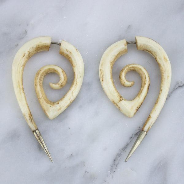 Dragon Tattoo White Stained Bone Fake Gauge Spirals With Silver Tips