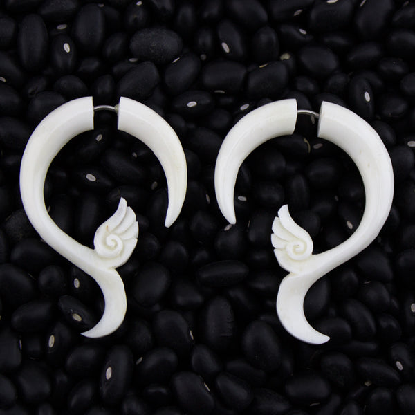 White Bone Sprout Flower Organic Fake Gauges Earrings